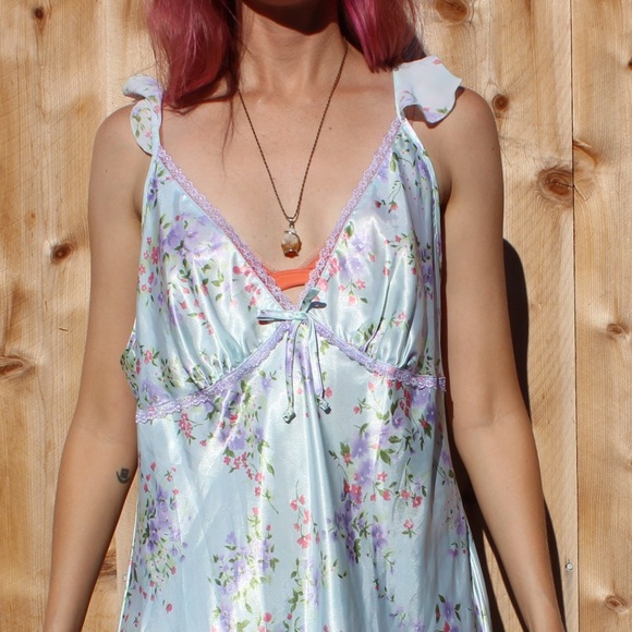 Vintage Floral 2 Piece Slip Dress π + Sheer Robe - Picture 2 of 16